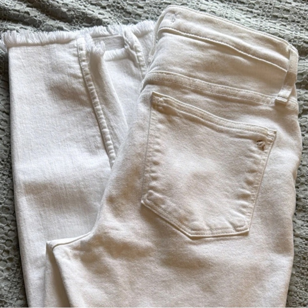 Madewell “High Rise Skinny” Button down jeans. Size 26.